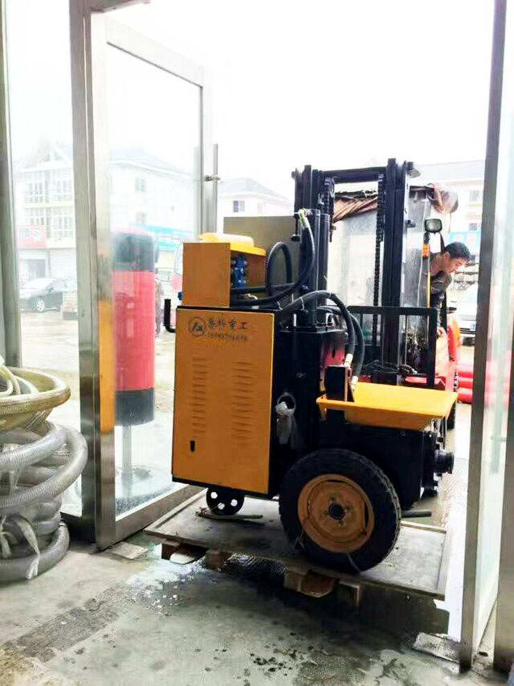 構(gòu)造泵輸送泵 南京萬達茂工地