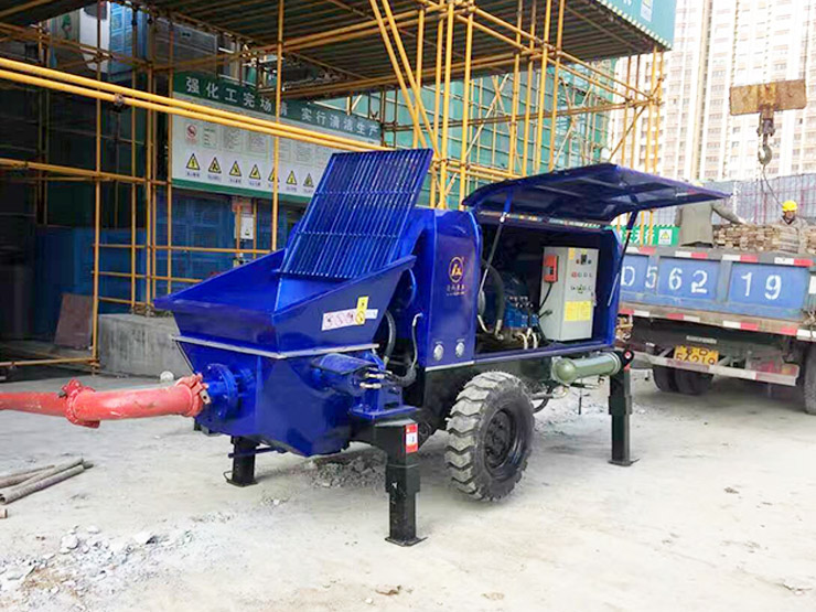 魯科重工超高壓細(xì)石泵合作江蘇興廈建筑鎮(zhèn)江吾悅廣場(chǎng)項(xiàng)目 魯科重工超高壓細(xì)石泵合作江蘇興廈建筑鎮(zhèn)江吾悅廣場(chǎng)項(xiàng)目