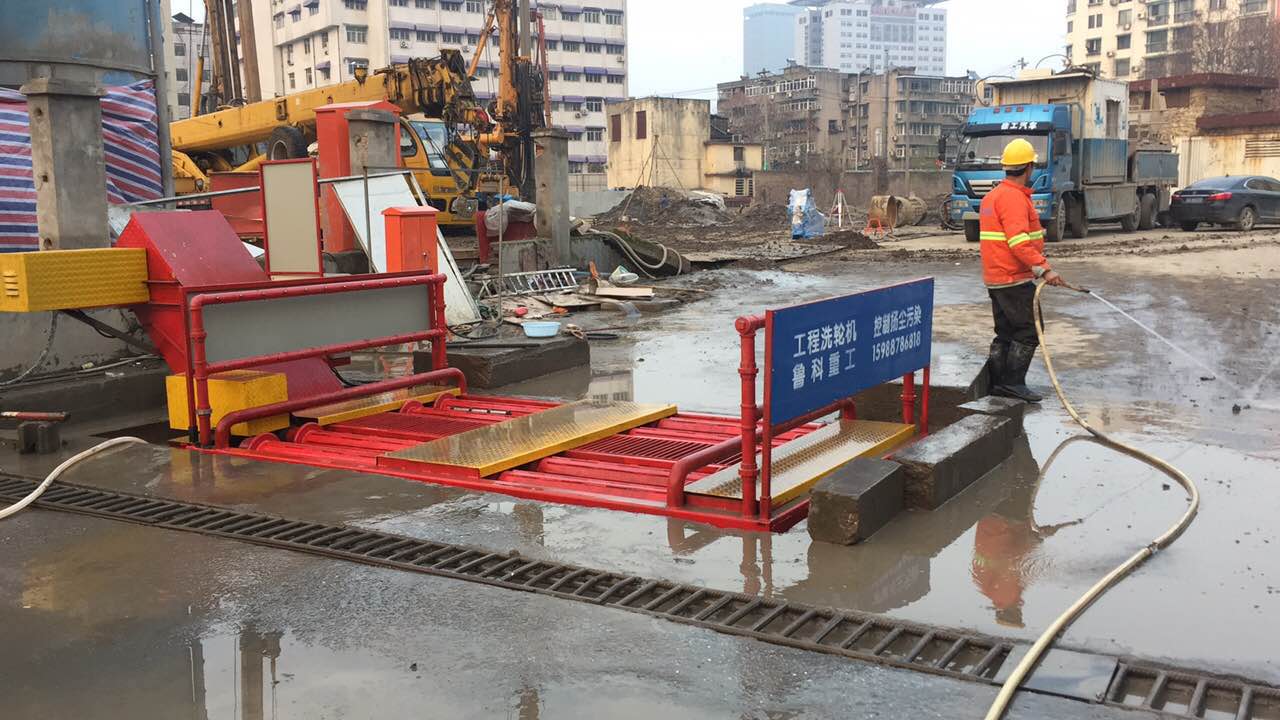 滾軸式洗輪機(jī)交付通州基礎(chǔ)湖南路項目 滾軸式洗輪機(jī)交付通州基礎(chǔ)湖南路項目