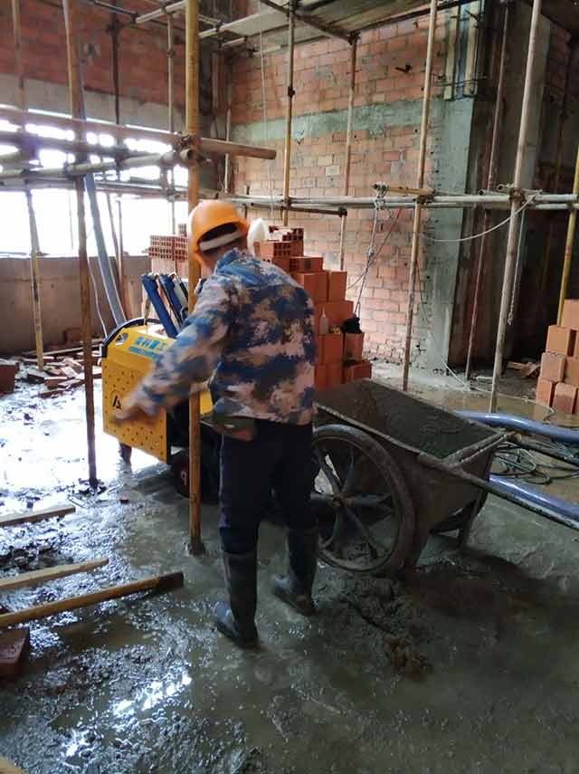 二次構(gòu)造柱泵施工