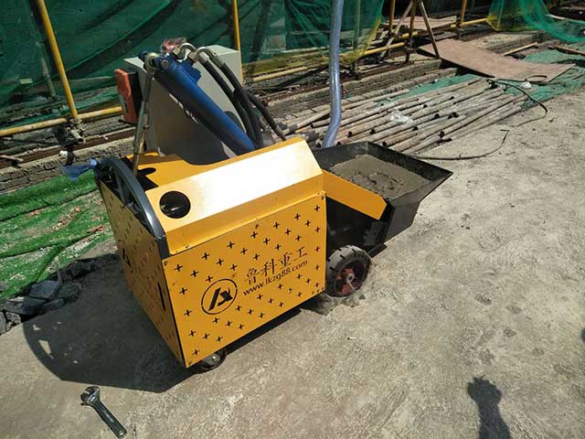 臥式二次構造柱泵施工