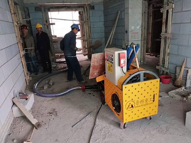 二次結構泵施工現(xiàn)場 