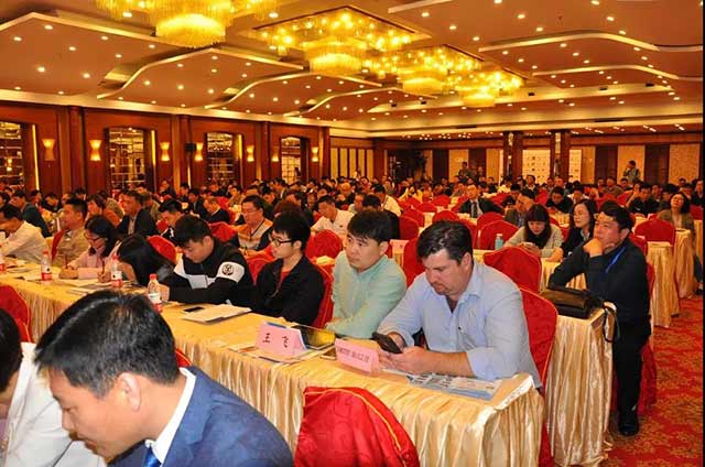 全國(guó)綠色建筑體系（防水、保溫、涂裝）技術(shù) 產(chǎn)品應(yīng)用交流會(huì)暨建筑防水保溫系統(tǒng)工程師高級(jí)研修班