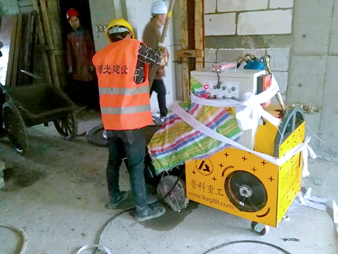 二次構(gòu)造柱專用泵合作明輝建設(shè)溧水區(qū)中醫(yī)院異地新建公衛(wèi)大樓工程項目 二次構(gòu)造柱專用泵合作明輝建設(shè)溧水區(qū)中醫(yī)院異地新建公衛(wèi)大樓工程項目